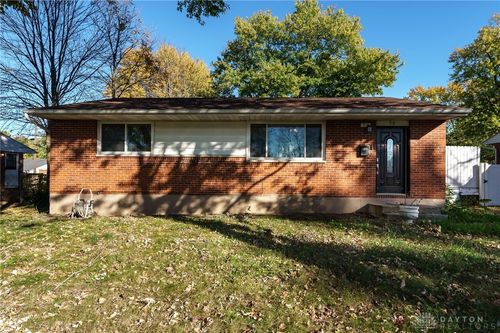 30 Whispering Dr, Trotwood, OH, 45426-3027 | Card Image