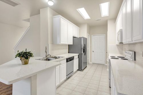 39 N Camellia Grove Cir, The Woodlands, TX, 77382 | Card Image