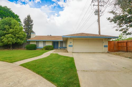 19 Sun Valley Ct, Merced, CA, 95348-3017 | Card Image