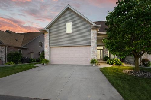 W5406 Martin Lane, Fond Du Lac, WI, 54937 | Card Image