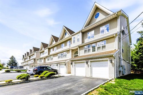 30 Mountain Ave, Paterson, NJ, 07501-3387 | Card Image