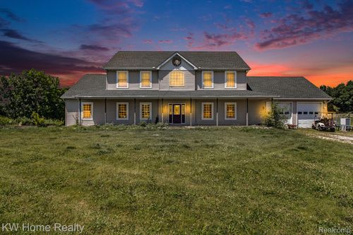 4450 Sylvan Rd, Grass Lake, MI, 49240-9681 | Card Image