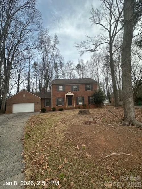 812 Duffy Ct, Matthews, NC, 28105-5524 | Card Image