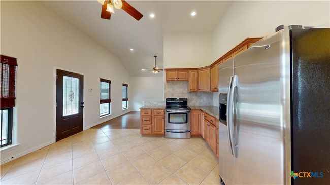 Kitchen | Image 17