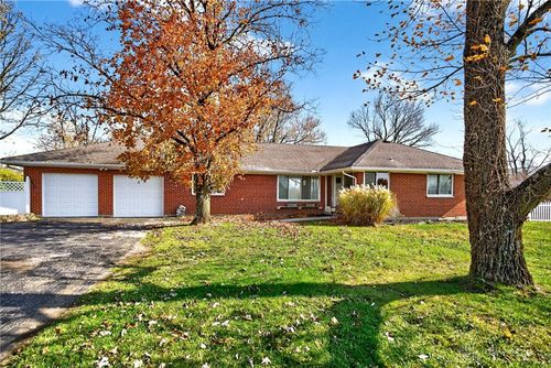 5482 Union Rd, Clayton, OH, 45315-8940 | Card Image