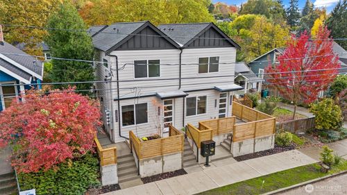 a-3324 35th Ave S, Seattle, WA, 98144-7004 | Card Image