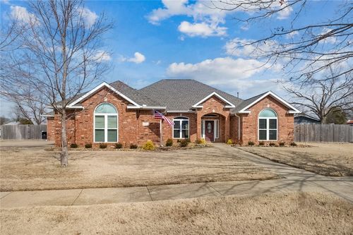 10 Darian Drive, Bentonville, AR, 72712 | Card Image