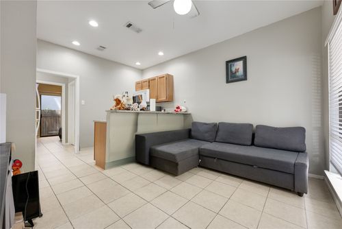 102-2815 Rio Grande St, Austin, TX, 78705-3641 | Card Image