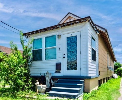 2925 Hollygrove St, New Orleans, LA, 70118-2328 | Card Image