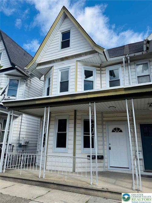 2-1343 Washington, EASTON, PA, 18042 | Card Image