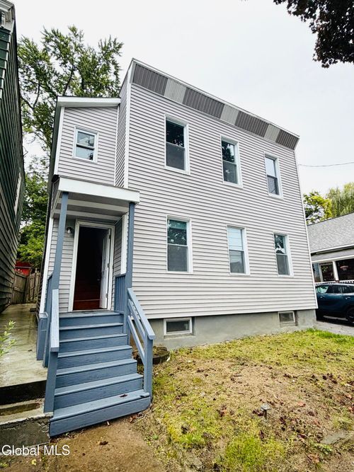 721 Cutler St, Schenectady, NY, 12303-1611 | Card Image