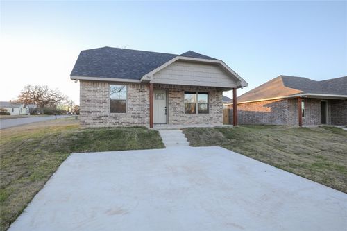 901 N Barrett Ave, Denison, TX, 75020-2219 | Card Image