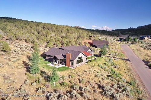 951 Hidden Valley Dr, Glenwood Springs, CO, 81601-8551 | Card Image
