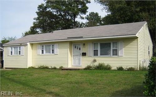 1632 Janke Rd, Virginia Beach, VA, 23455-3420 | Card Image