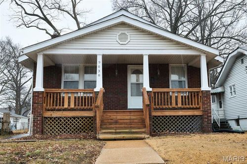 9038 Tudor Ave, Saint Louis, MO, 63114-4749 | Card Image