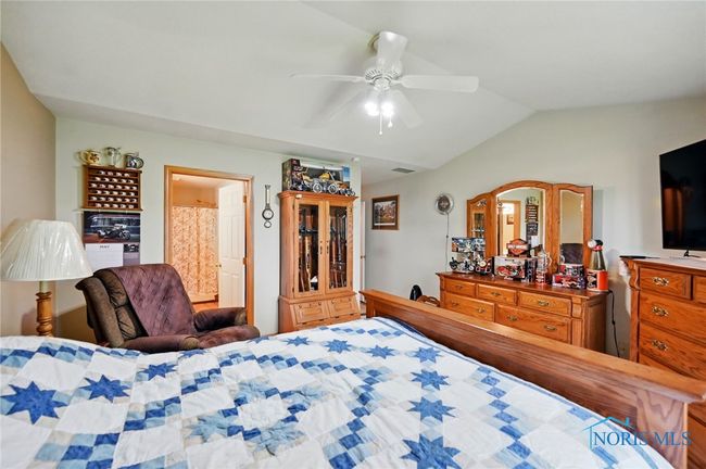 2310 Villa W, Condo with 2 bedrooms, 2 bathrooms and 2 parking in Findlay OH | Image 22