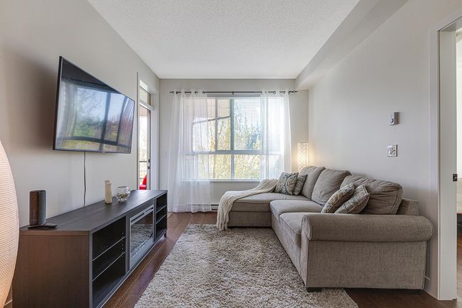 310 - 12409 Harris Rd, Condo with 2 bedrooms, 1 bathrooms and 1 parking in Pitt Meadows BC | Image 9