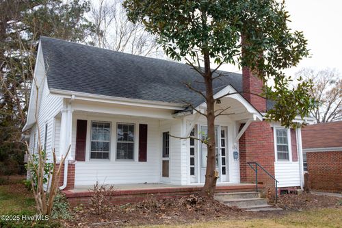 205 E 11th St, Washington, NC, 27889-3714 | Card Image