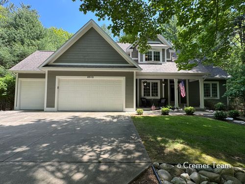 6512 Boulder Dr, Norton Shores, MI, 49444-7707 | Card Image