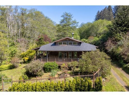 47405 Highway 101 S, Neskowin, OR, 97149-9704 | Card Image