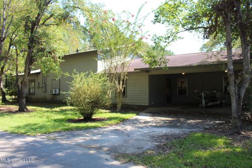153 Ida Miller Rd, Lucedale, MS, 39452-4705 | Card Image