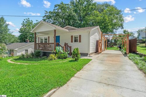 104 Lanford St, Greer, SC, 29650-1511 | Card Image