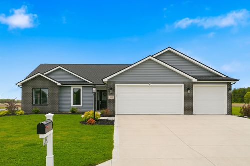 305 Cottonwood Ct, Markle, IN, 46770-0420 | Card Image
