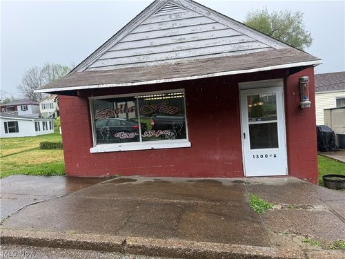 1300 A N 7th St, Martins Ferry, OH, 43935-1808 | Card Image