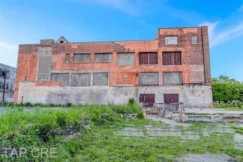 4423 Humboldt St, Detroit, MI, 48208-2119 | Card Image