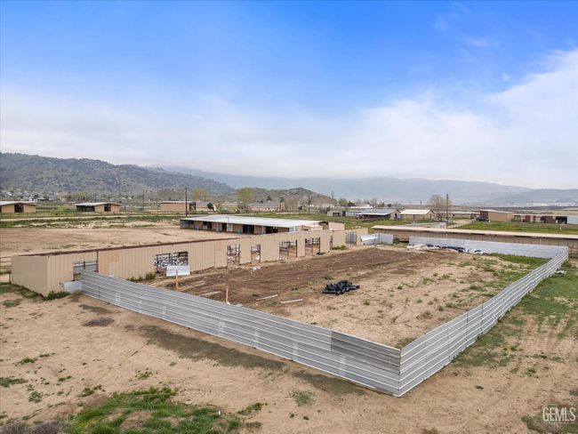 20411 Pegasus St, House other with 3 bedrooms, 2 bathrooms and null parking in Tehachapi CA | Image 33