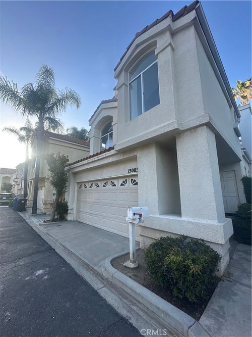 15003 Alda Pl, North Hills, CA, 91343-3458 | Card Image