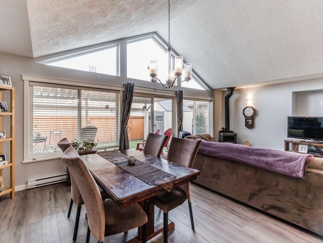 1337 4th Ave, House other with 3 bedrooms, 2 bathrooms and 4 parking in Ladysmith BC | Image 8