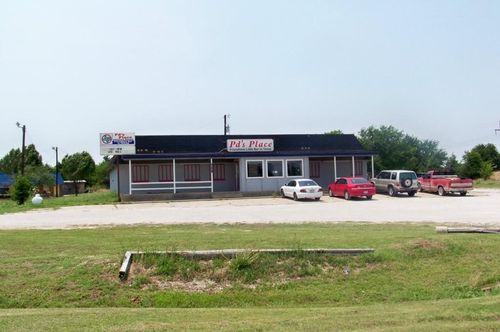 2105 N Interstate 35, Gainesville, TX, 76240-2005 | Card Image