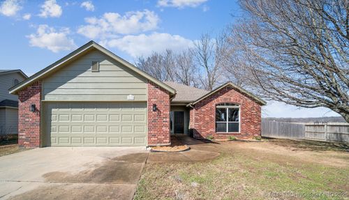 11132 S 274th East Avenue, Coweta, OK, 74429 | Card Image