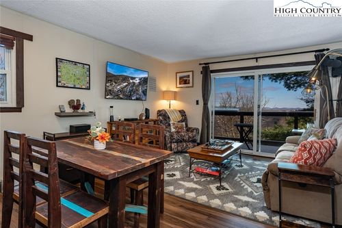 d-316-103 Mid Holiday Ln, Beech Mountain, NC, 28604-6970 | Card Image