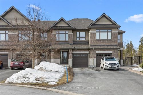 154 Woodhurst Cres, Stittsville, ON, K2S0T5 | Card Image