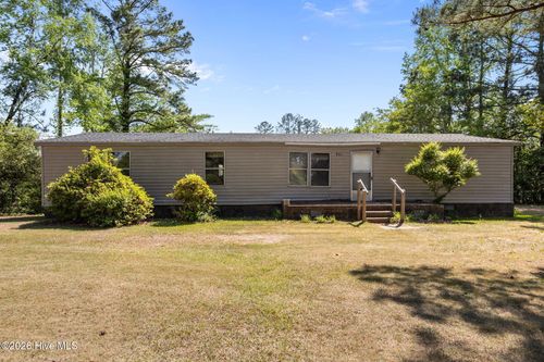 866 Mobley Dr, Chocowinity, NC, 27817-9648 | Card Image