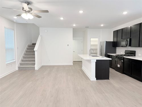 148 Hartson Dr, Taylor, TX, 76574-3161 | Card Image