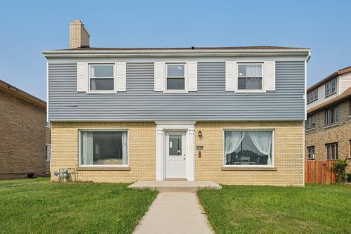 3323 N Sherman Blvd, Milwaukee, WI, 53216-3529 | Card Image