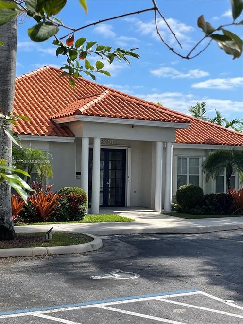 2260 Sw 83rd Ave, Miramar, FL, 33025-5126 | Card Image