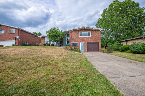 3 Kirby Dr, South Union Twp, PA, 15401 | Card Image