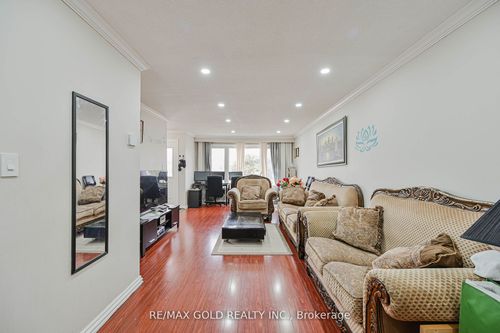 3200 Morning Star Dr, Mississauga, ON, L4T1X5 | Card Image