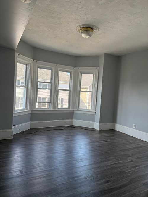 2-103 Tecumseh St, Fall River, MA, 02721 | Card Image