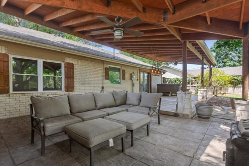 601 Ivy Ann Dr, Woodway, TX, 76712-3550 | Card Image