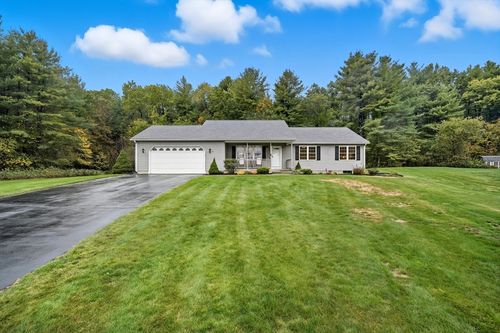 1 Hillside Meadows Dr, Southampton, MA, 01073-9259 | Card Image