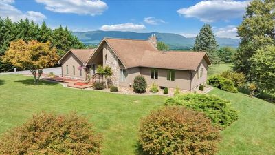 2964 Country Club Rd | Image 1