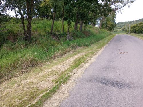 N8825 County Road G, HIXTON, WI, 54635-8316 | Card Image