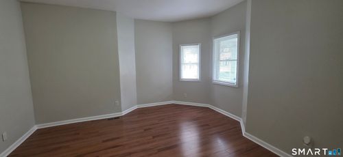 86 Sanford Ave, Bridgeport, CT, 06604-3531 | Card Image