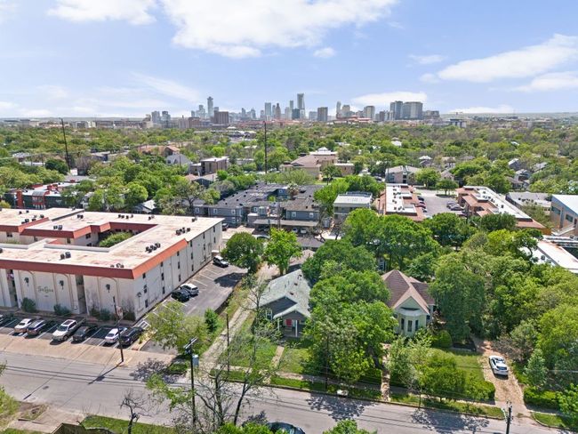 Bird's eye view with a city view | Image 39