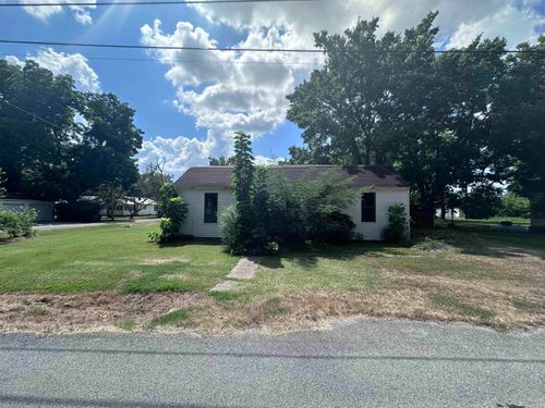 387 S Garfield Ave, Piggott, AR, 72454-2810 | Card Image